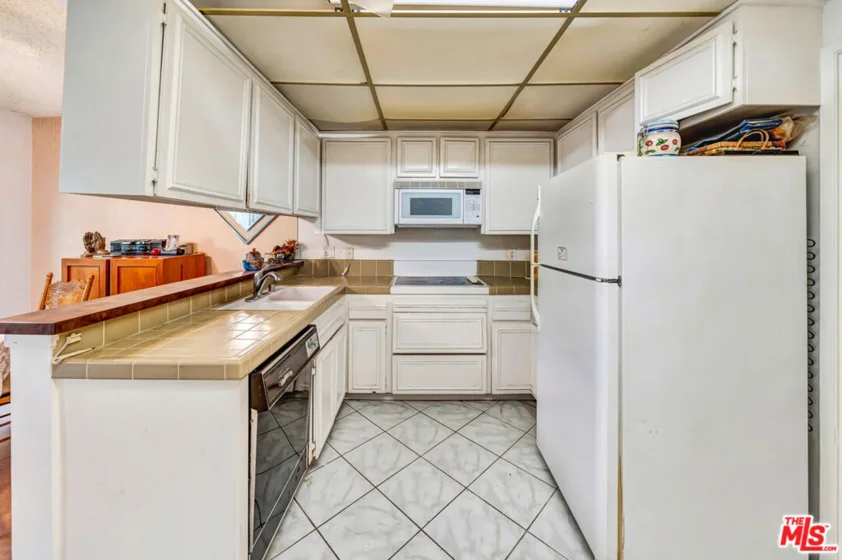 5600 Kensington Way #3 photo 34