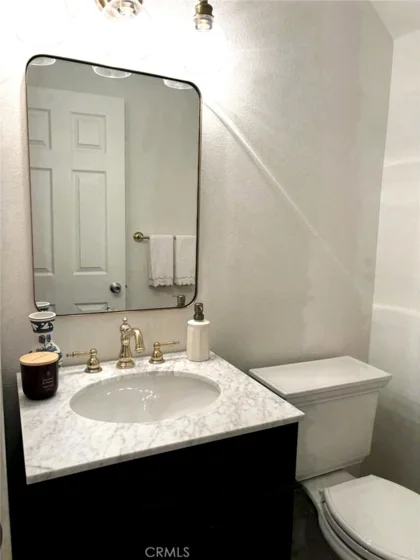 56 Nantucket Lane photo 15