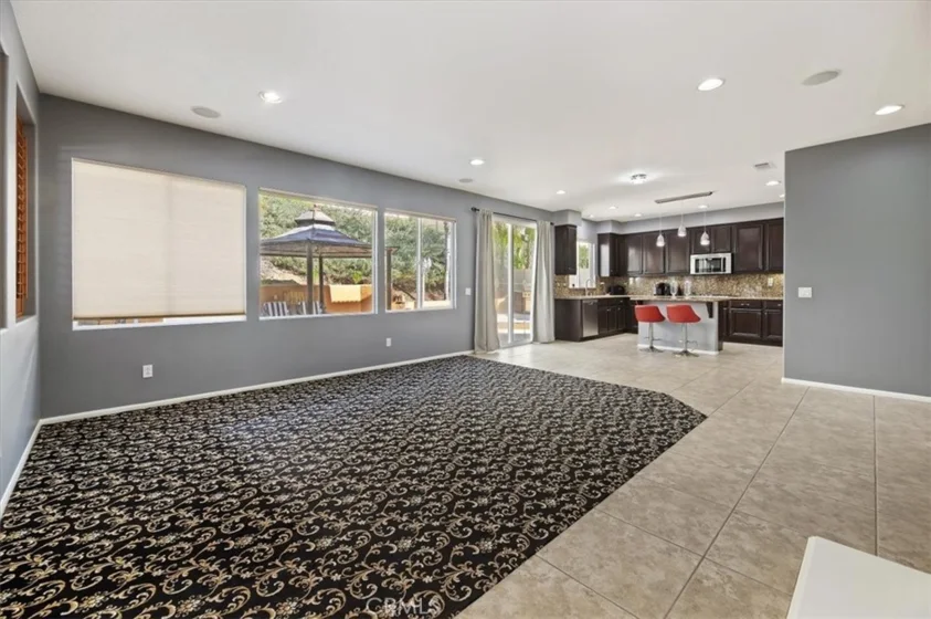 27737 Hackberry photo 17