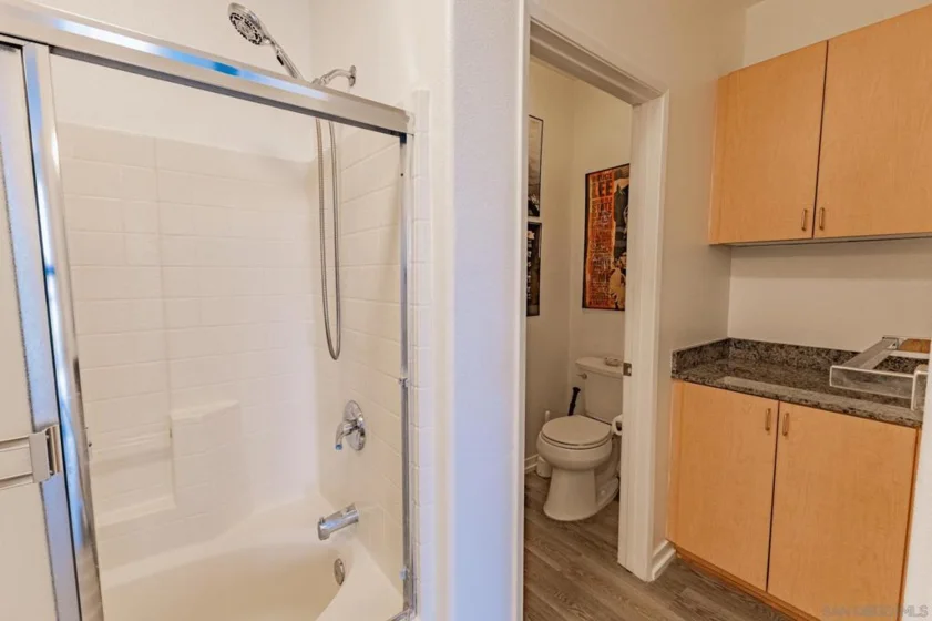 1501 Front Street #302 photo 19