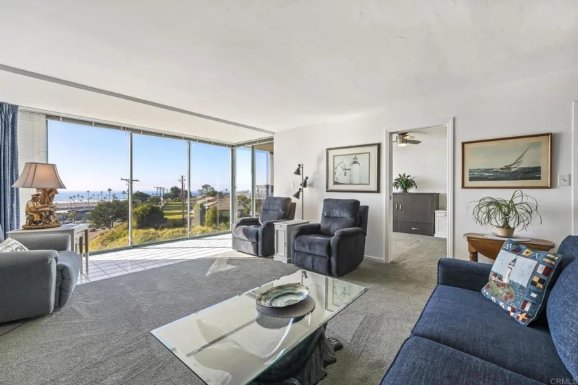 1200 N Harbor Drive #4C photo 1