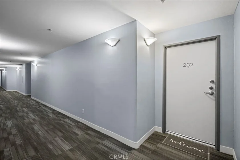 4477 Woodman Avenue #202 photo 25