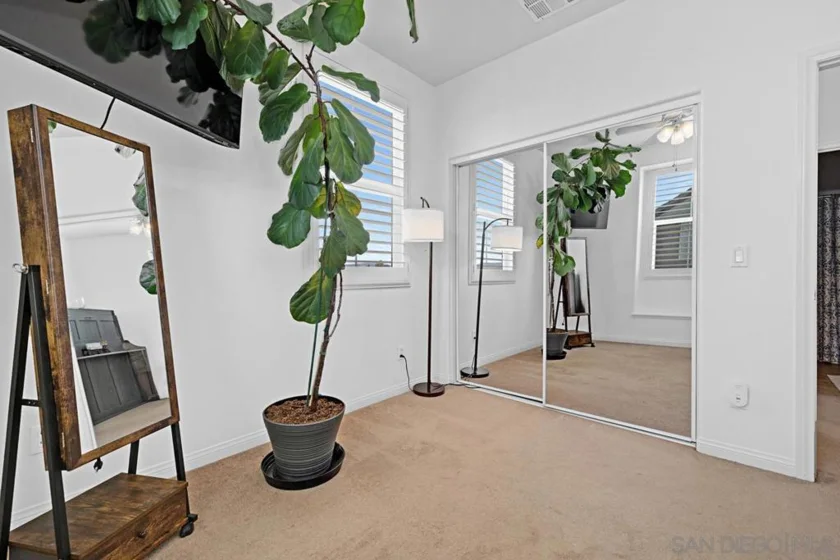 1800 Clare Lane photo 24