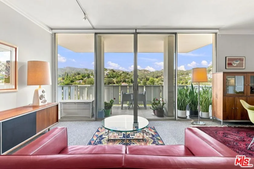 4411 Los Feliz Boulevard #1104 photo 10