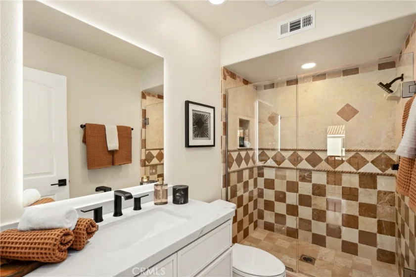 6011 Shadowbrook photo 33