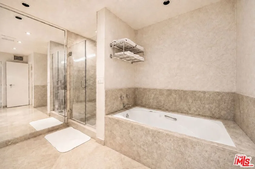 10790 Wilshire Boulevard #1001 photo 18