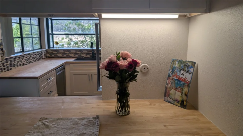 8860 Villa La Jolla Drive #215 photo 22