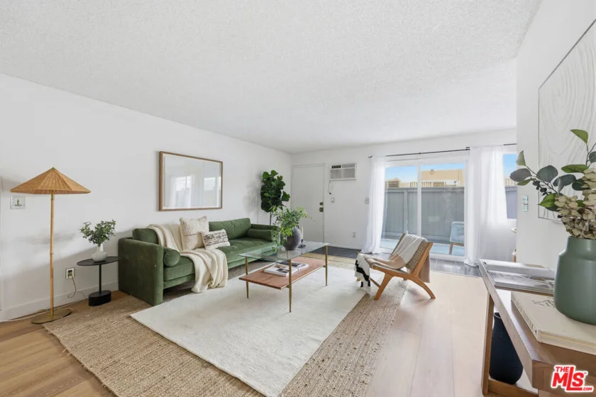 3325 Bagley Avenue #107 photo 20