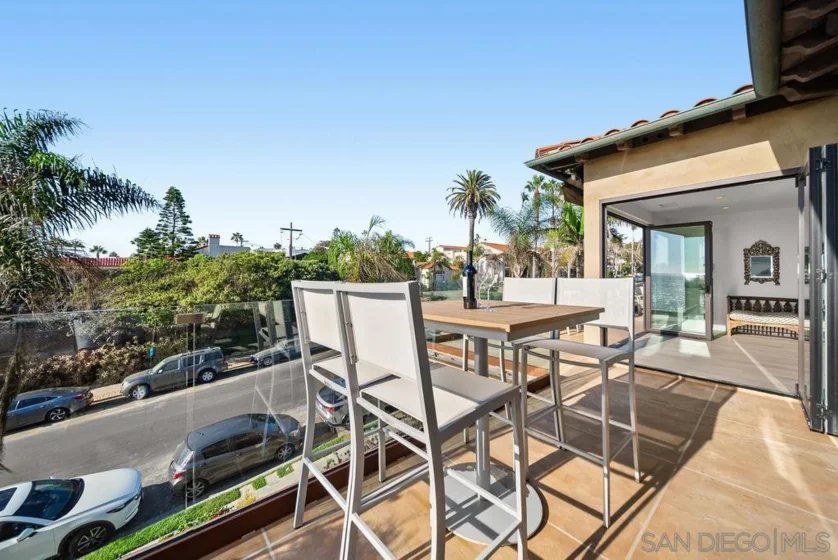 231 Bonair Street photo 35