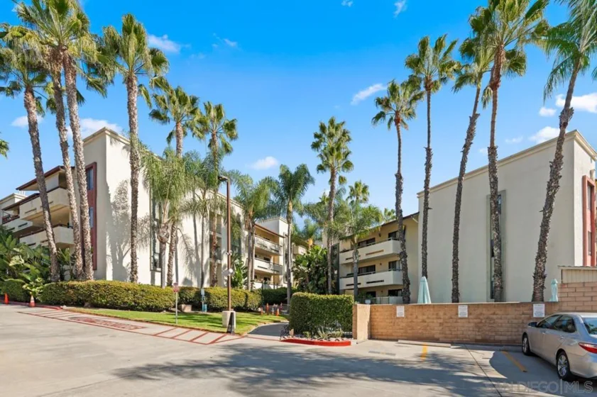5885 El Cajon Boulevard #214 photo 1