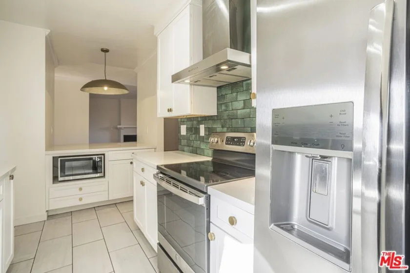 1320 Princeton Street #201 photo 1