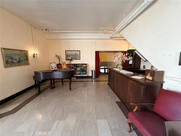 2121 James M Wood Boulevard #411 photo 10