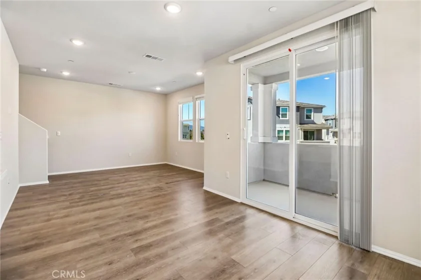 601 Lotus Drive photo 6