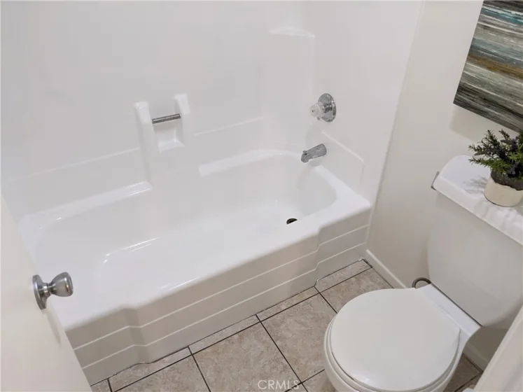 23224 Orange Avenue #5 photo 4