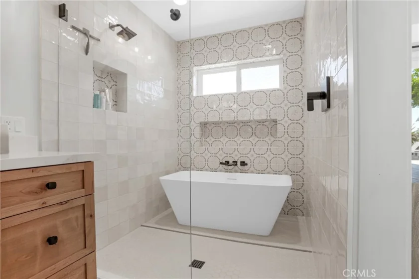 26465 Douglas Avenue photo 57