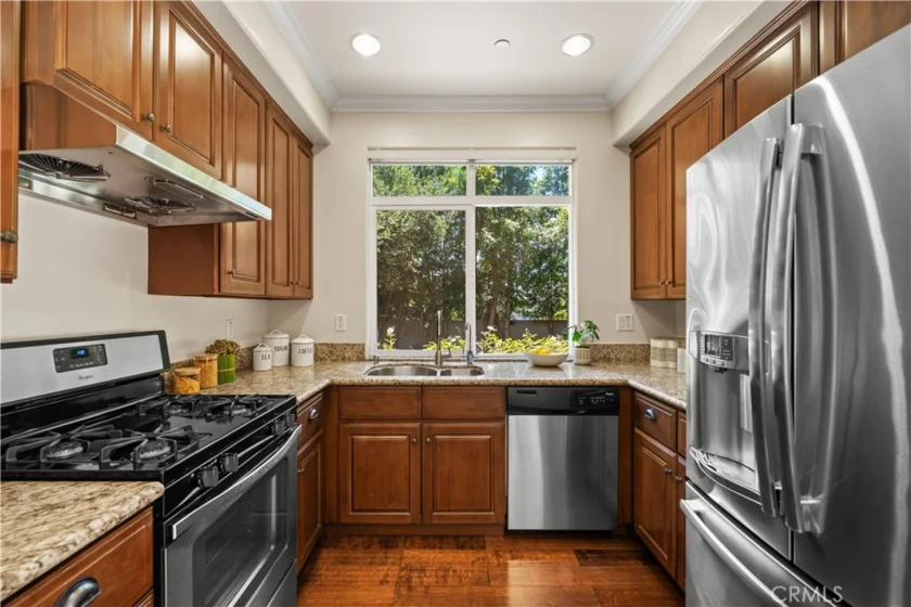 2438 Oneida Street #D photo 11