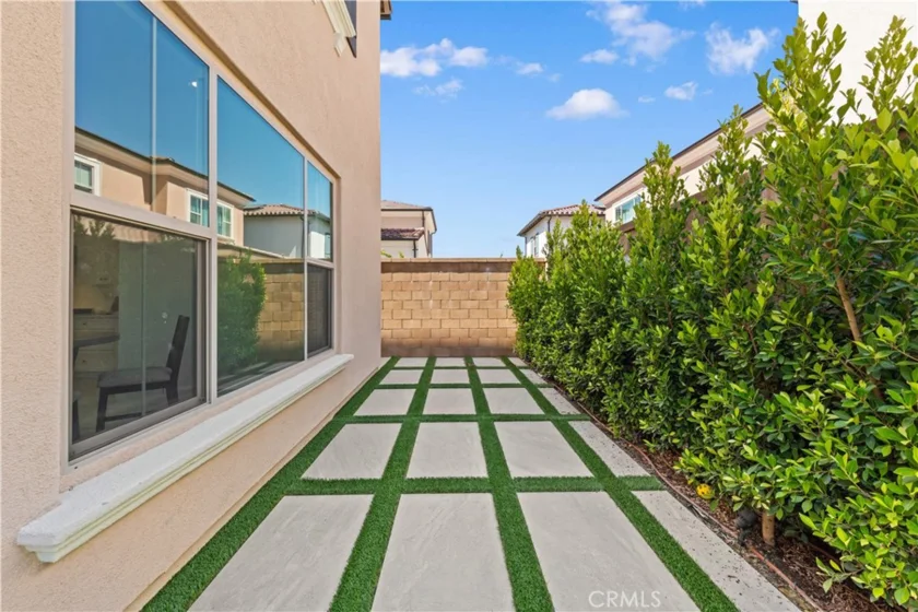 106 Glydon photo 31
