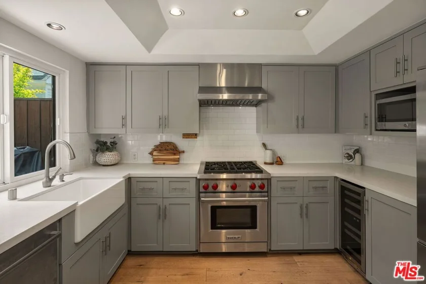 914 2nd Street #A photo 5