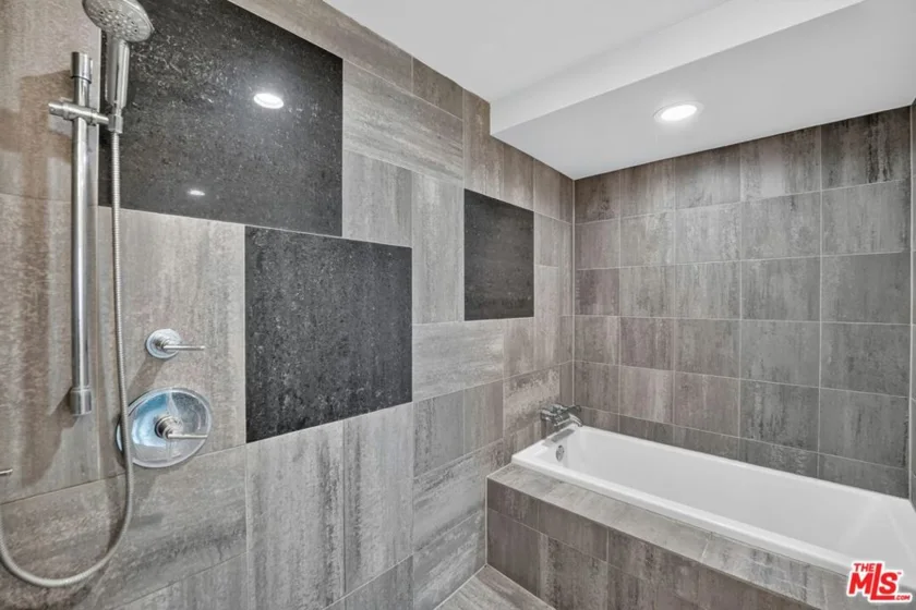 3785 Wilshire Boulevard #1212 photo 12