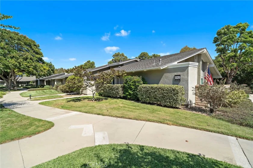 8932 Biscayne Court #1320E photo 1