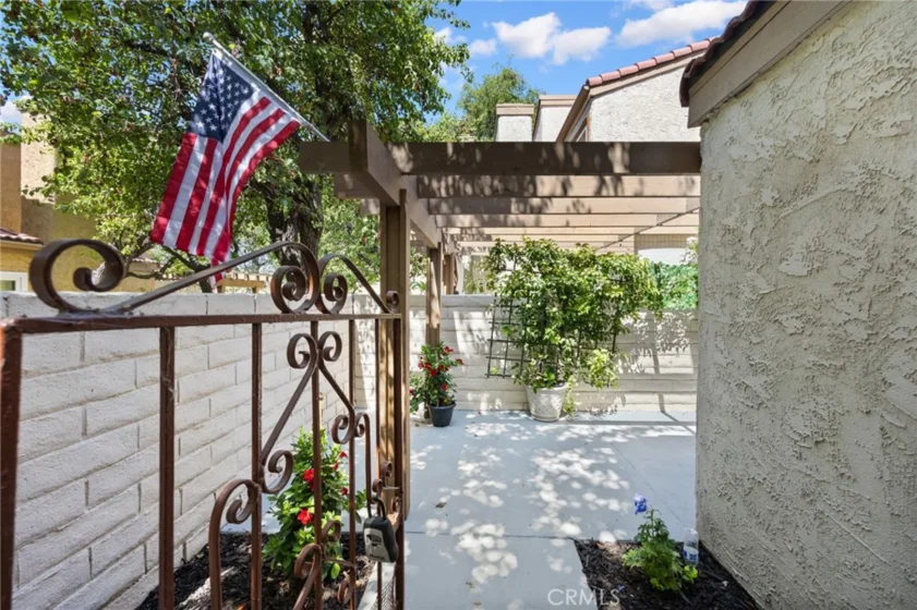 1304 Calle Grande #68 photo 1