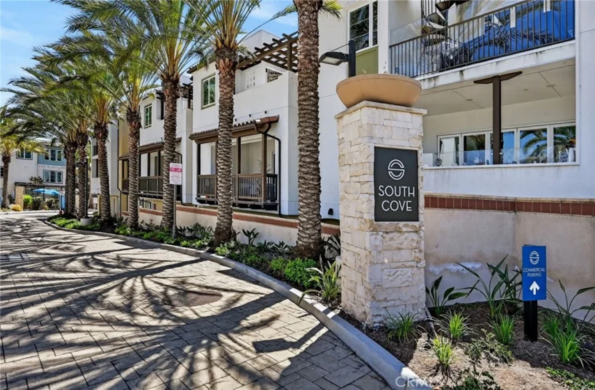 3446 Doheny Way photo 2
