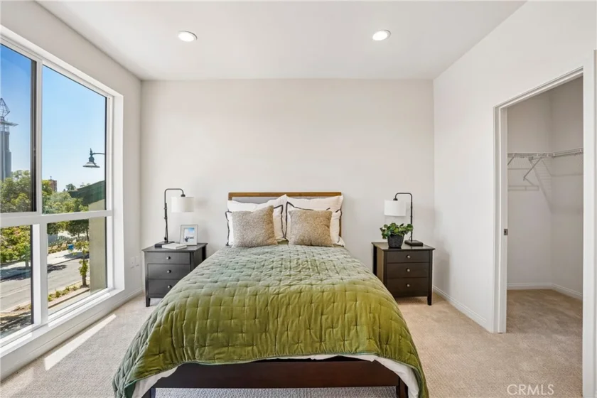 5876 Linden Ave Avenue #6 photo 15