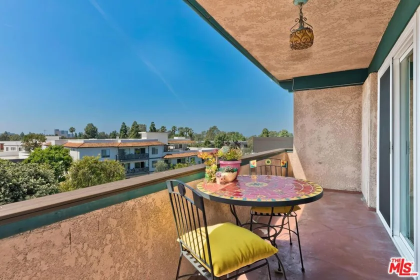 5651 Windsor Way #308 photo 15