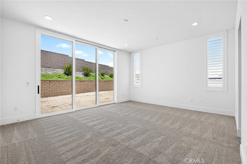 39724 Larkspur Terrace photo 24