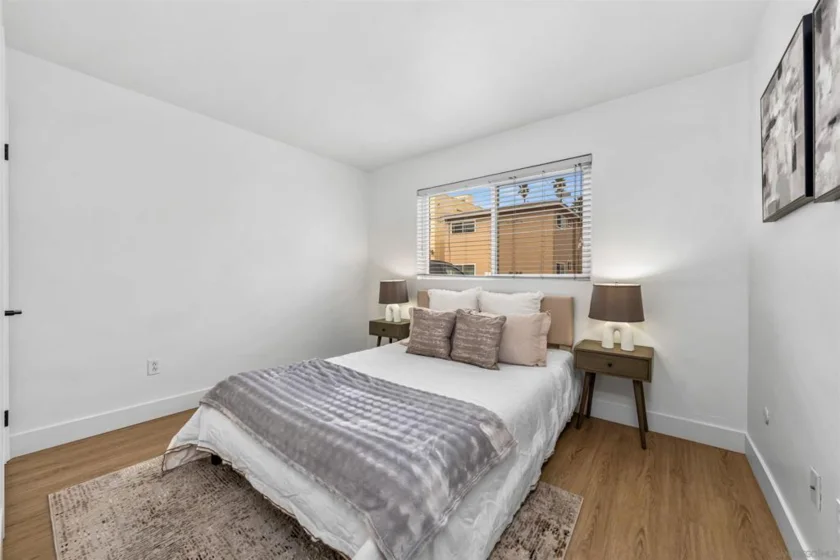 1030 Robinson Avenue #315 photo 17