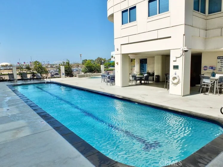 525 E Seaside Way 1007 photo 36