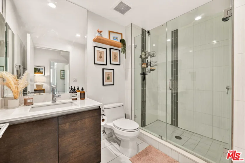 1700 Sawtelle Boulevard #208 photo 19