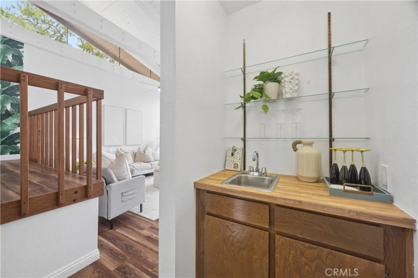 7303 N Marina Pacifica Drive photo 16