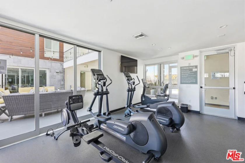 4140 Glencoe Avenue #516 photo 28