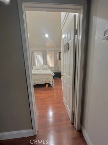 812 Inglewood photo 36