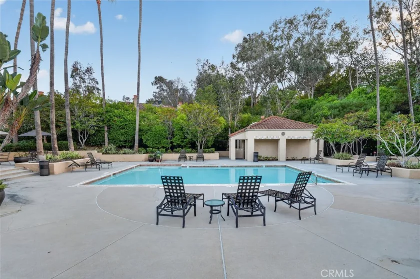 88 Corsica Drive photo 23