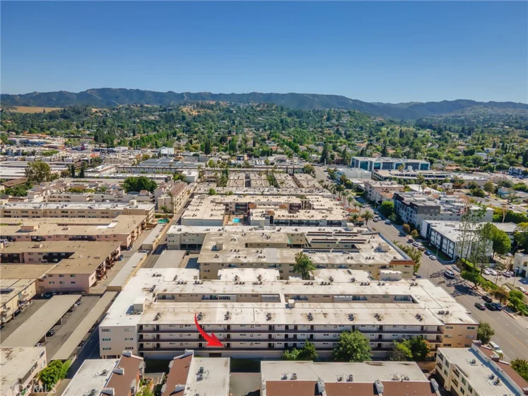 5412 Lindley Avenue #108 photo 36