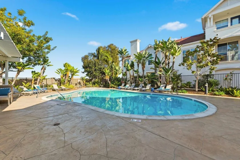 845 Harbor Cliff Way #305 photo 31