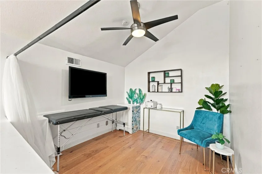 21143 River Glen photo 30