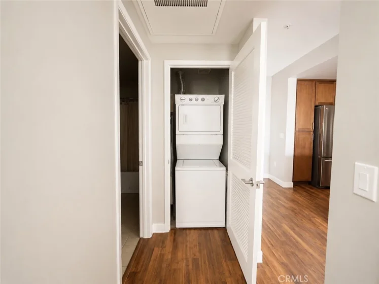 21301 Erwin Street #322 photo 21
