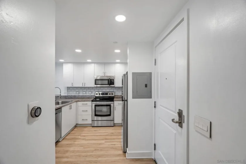 1080 Park Boulevard #211 photo 4