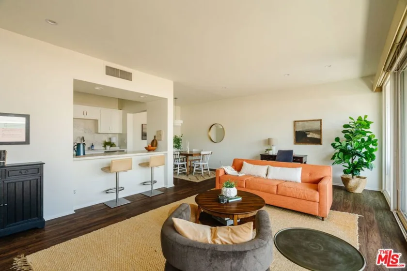 960 San Pasqual Street #203 photo 4