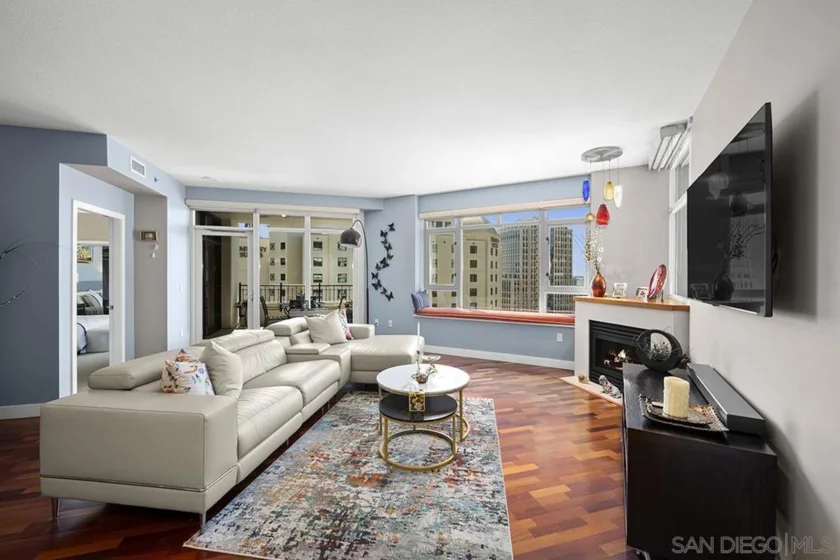700 W Harbor #1205 photo 35