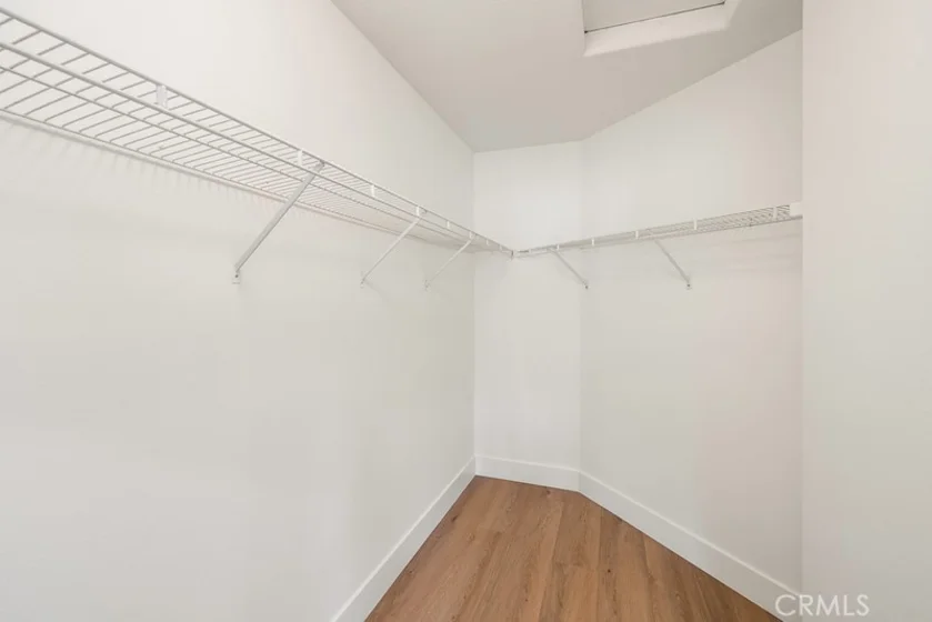 100 Stoney Pointe photo 29