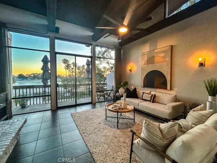 5322 S Marina Pacifica photo 1