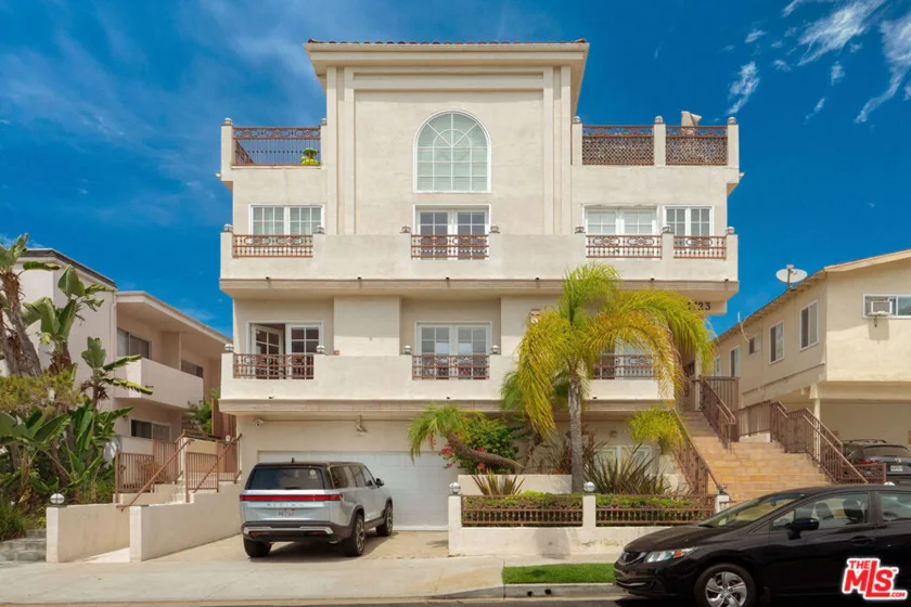 11723 Mayfield Avenue #4 photo 31