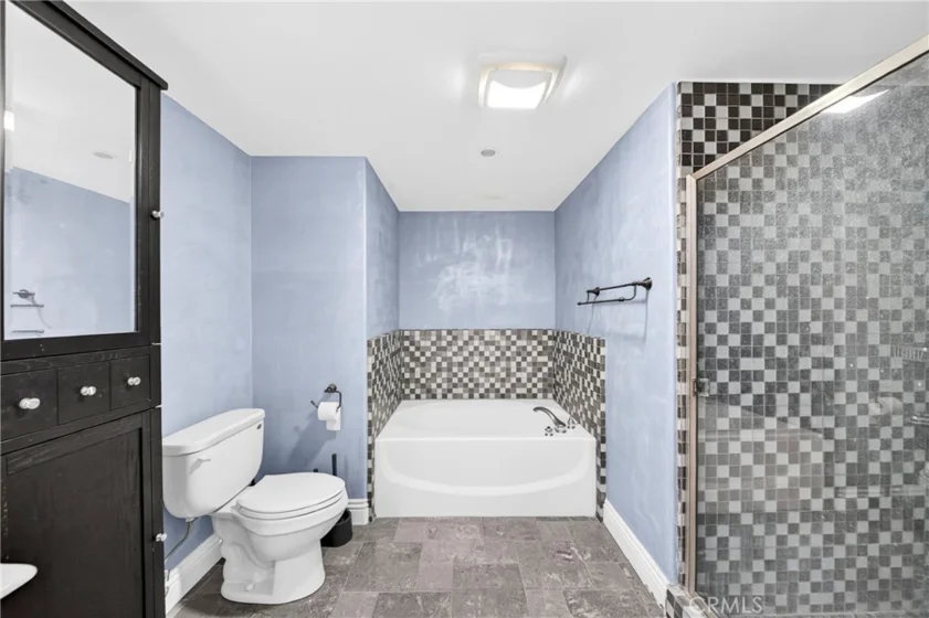 629 Traction Avenue #307 photo 17