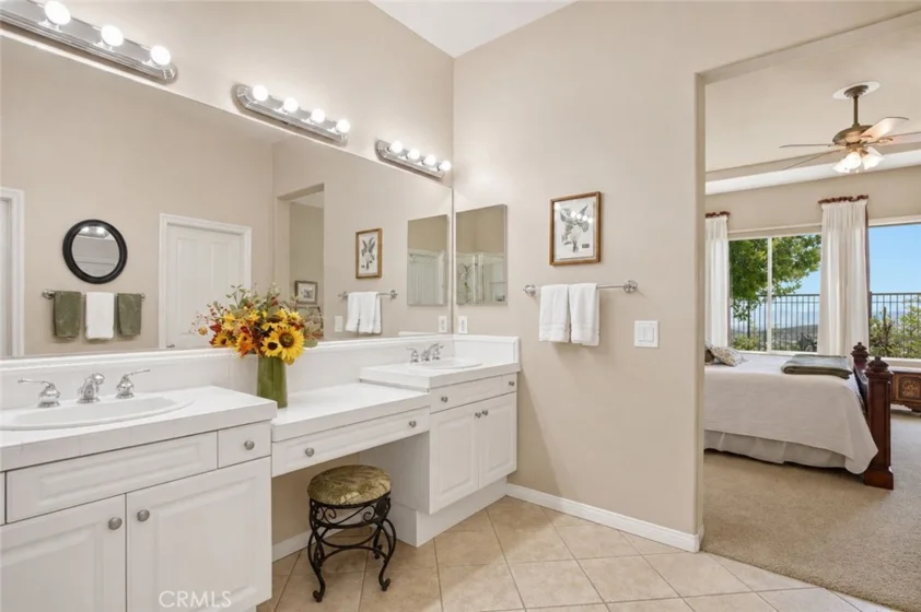 35777 Abelia Street photo 20