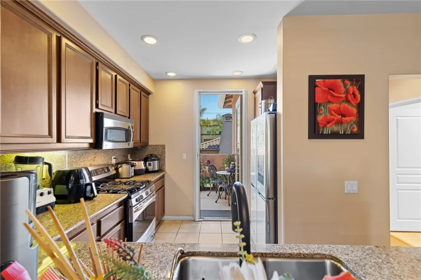 8053 Picasso photo 46