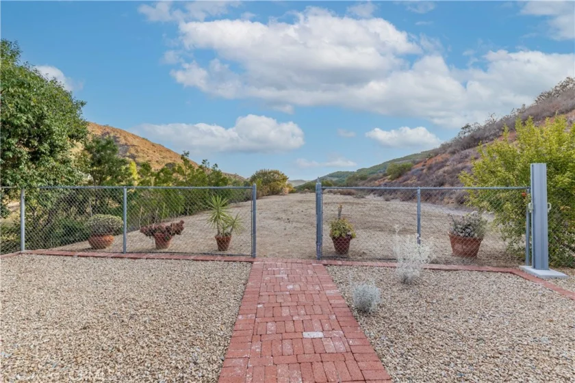 45251 La Cruz Drive photo 26